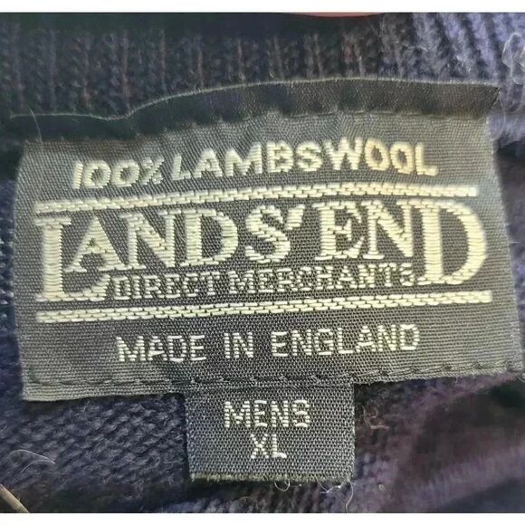 Lands' End Men's Navy 100% Lambswool V-Neck Vintage Sweater - Picture 4 of 6